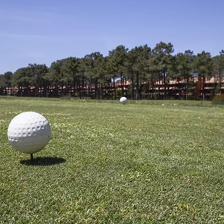 Apartamento Aroeira Golf And Beach